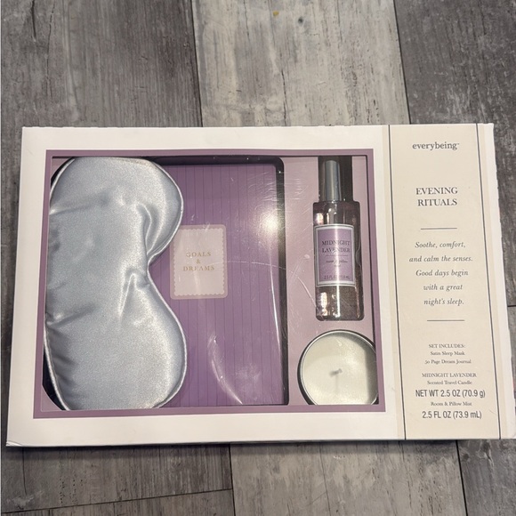 Evening Rituals Accessories - NWT Evening rituals Lavender Giftset